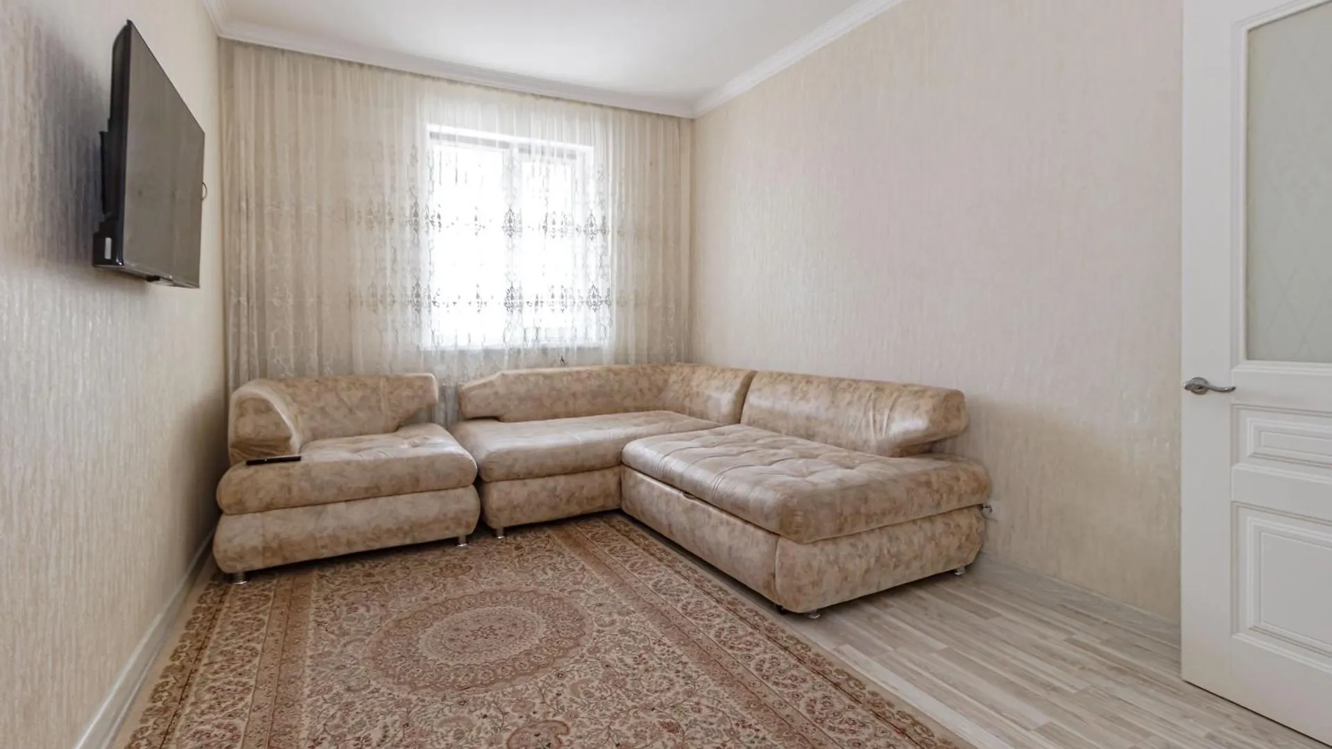 Apartments 7 Я-14 Nur-Sultan  0*, Nur-Sultan (Astana) Kazakhstan